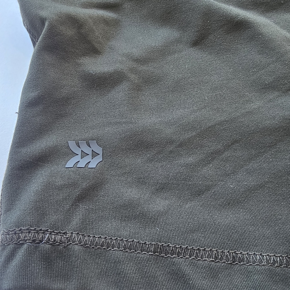 All in Motion Women Mid-rise Short XS - Picture 5 of 7